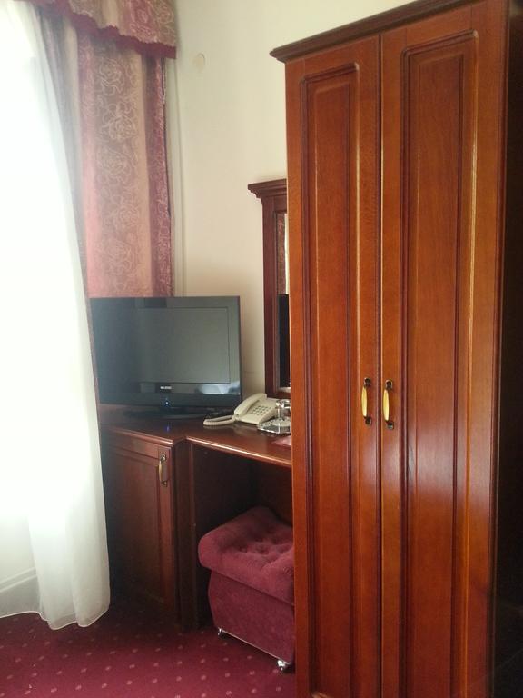 Hotel Aramia Satu Mare Habitación foto